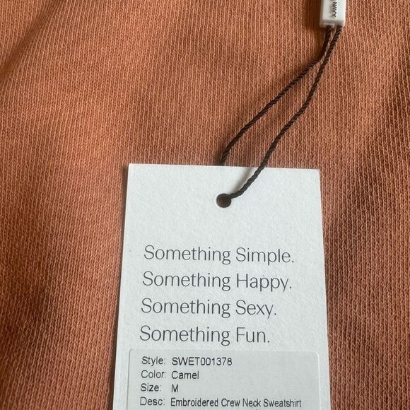 Revolve Something Navy Embroidered Camel Crew Neck Sweater Sweatshirt Size M - Picture 8 of 8